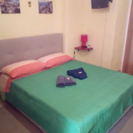 Al Mare, Al Sole, Si', Ma Nella Casa Del Minatore Apartmán *